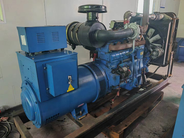 唐县100kW柴油发电机组使用多级机油有哪些优缺点？